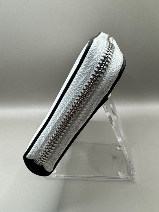 Coach x Peanuts Snoopy Accordion Zip Leather Wallet - Picture 5 of 9